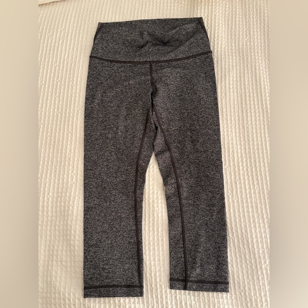 Lululemon cropped Gray Leggings